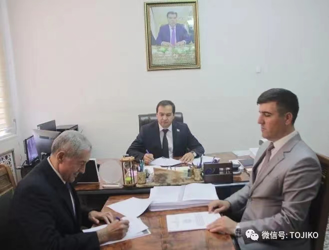 【教育】塔吉克斯坦师范大学和中国山东公司签署合作协议